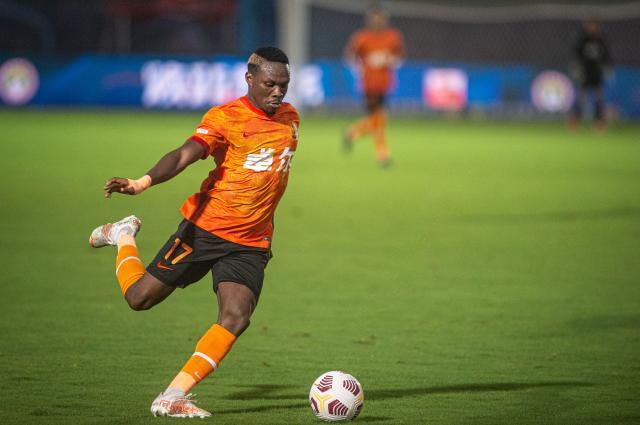 【中超】赵宏略洛佩斯建功 武汉2比1逆转大连取首胜